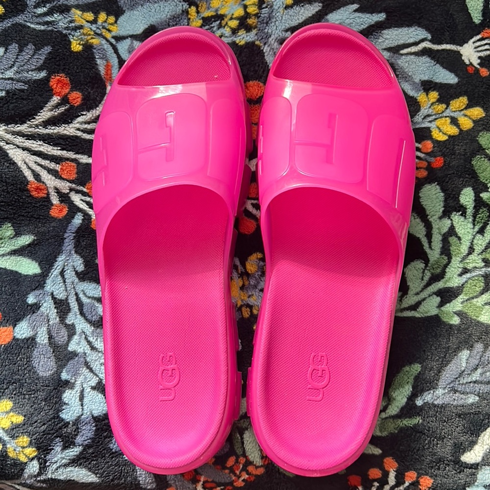 UGG jelly slide sandal women’s size 10 hot pink NEW